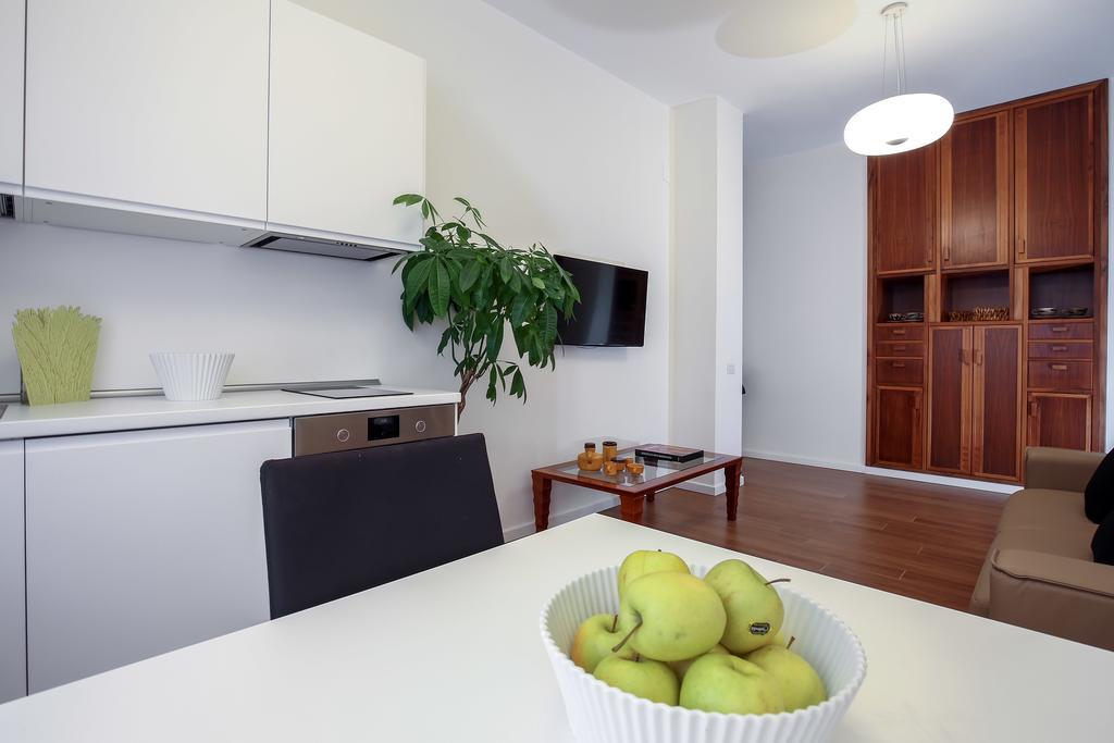 Starhost - Golden Apartments Salerno Exterior photo